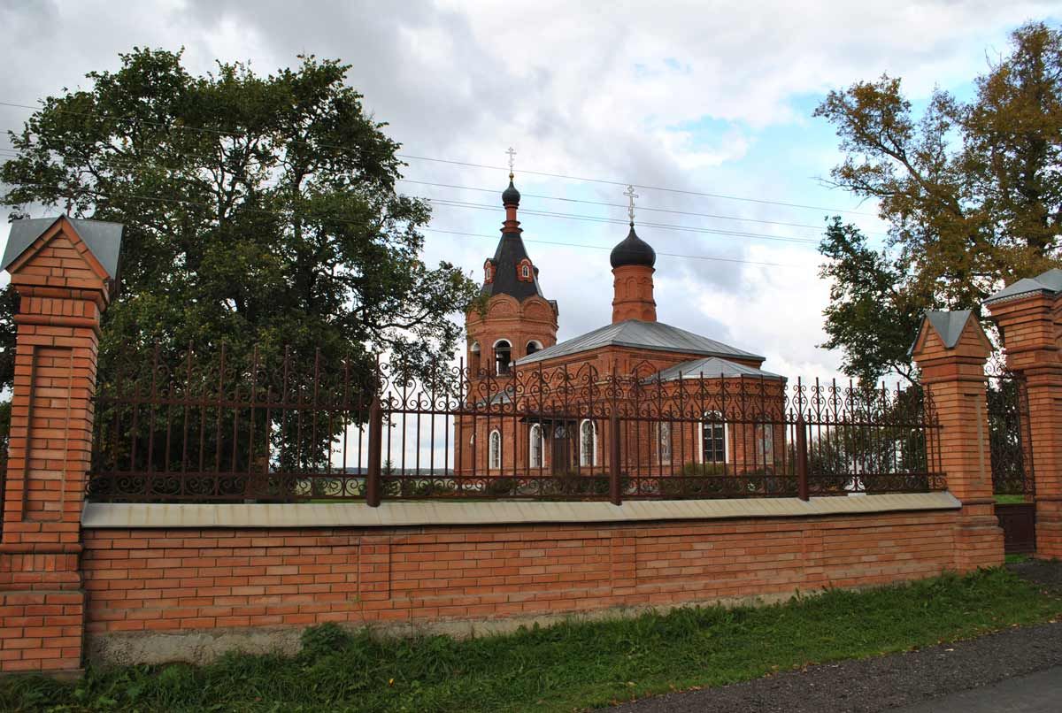 Церковь Димитрия Солунского в Дуброво