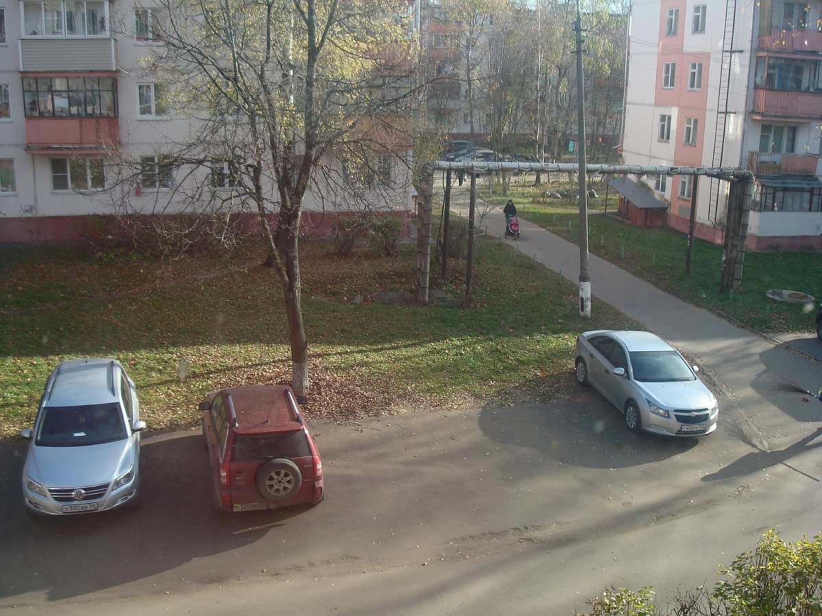 двор из окна, ул. Шибанкова д. 59