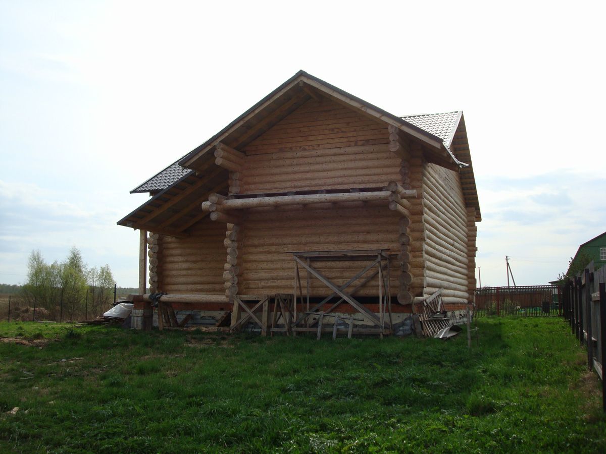 Дом на земельном участке в д. Назарьево