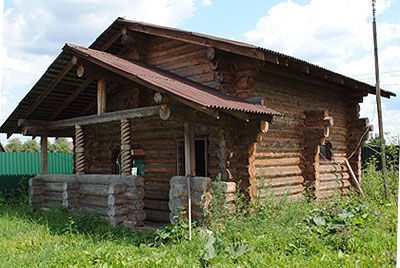 бревенчастый дом в г. Наро-Фоминске