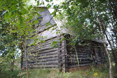 дом из бревен вблизи Наро-Фоминска